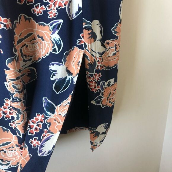 LOVERS + Friends Sexy Crossback Floral Midi Dress With Slit - Picture 8 of 11